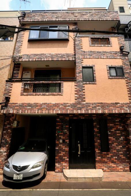 鶴橋駅徒歩2分 トイレ浴室複数あり3階建て一軒家車庫付き Apartman Oszaka Kültér fotó