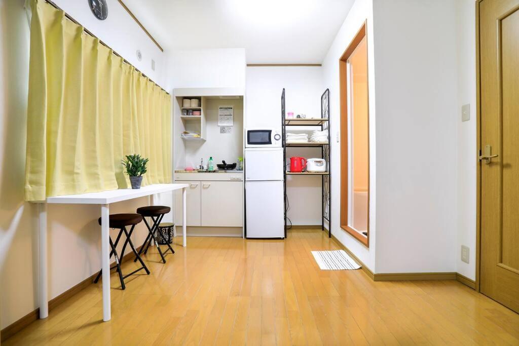鶴橋駅徒歩2分 トイレ浴室複数あり3階建て一軒家車庫付き Apartman Oszaka Kültér fotó